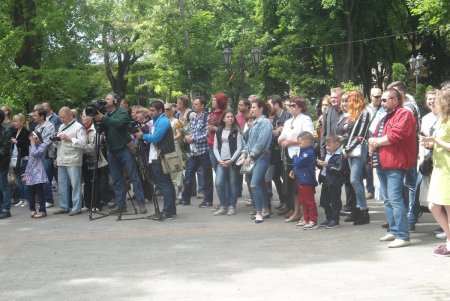 В Горсаду победно сыграл живой «крутой» оркестр (фото)