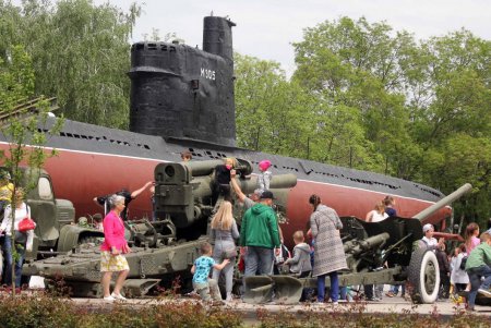 Одесская мемориальная батарея сегодня «стреляла» музыкальными залпами (фоторепортаж)