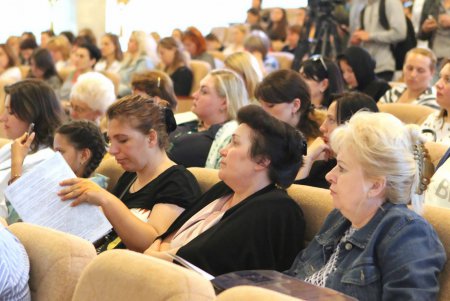 Многодетные матери Украины в Одессе ищут методы борьбы за свои права (фото)