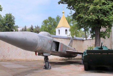 Экспонаты одесского военного музея подверглись ненаучной обработке (фоторепортаж)