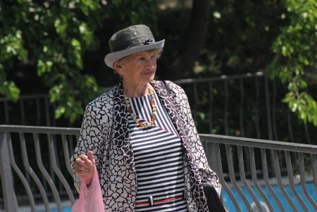 Каскад прудов парка Победы приобретает сказочный вид (фоторепортаж)