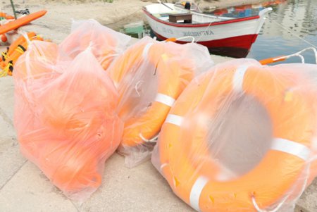 Одесские спасатели на воде показательно учились (фото)