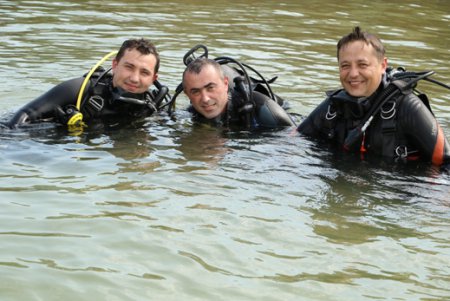 Одесские спасатели на воде показательно учились (фото)
