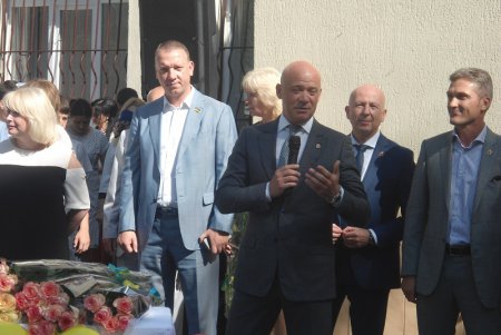 В одесских школах прозвучал последний звонок