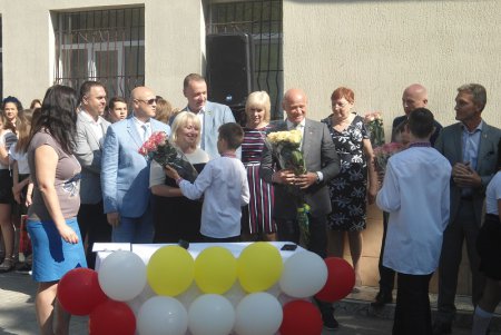 В одесских школах прозвучал последний звонок
