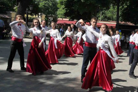 Одесситы прямо на Дерибасовской смогли побывать в Азербайджане (фоторепортаж)