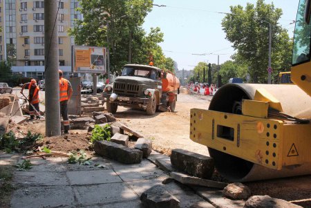 Проспект Шевченко расширяют и выпрямляют (фоторепортаж)
