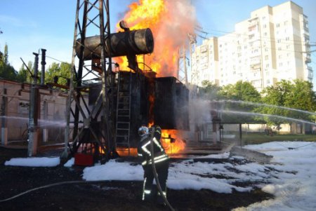 Свет в домах Суворовского района начнет появляться к концу дня (фото)