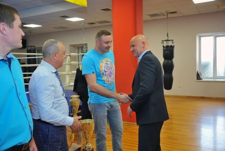 Мэр Одессы поздравил украинских тайбоксеров (фоторепортаж)