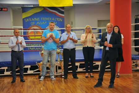 Мэр Одессы поздравил украинских тайбоксеров (фоторепортаж)