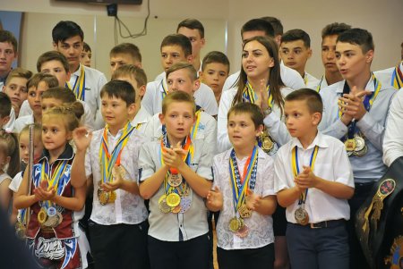 Мэр Одессы поздравил украинских тайбоксеров (фоторепортаж)