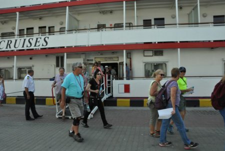«Викинг Синеус» доставил в Одессу туристов из Америки (фото)