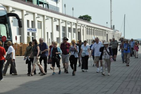 «Викинг Синеус» доставил в Одессу туристов из Америки (фото)