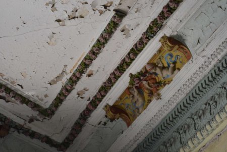 Начались работы по восстановлению Дома Руссова (фоторепортаж)