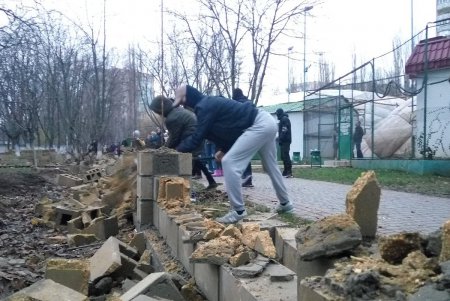 Геннадий Труханов разъяснил разницу между упертостью в забор и патриотизмом  (фото, видео)
