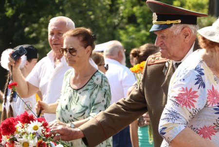 В Одессе отметили День скорби и чествования памяти жертв войны (фото) 