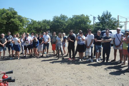Одесские спасатели потушили учебный пожар на «Ланжероне» (фото)