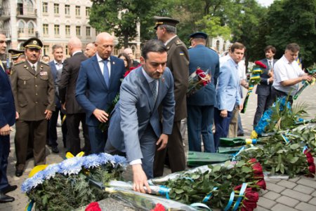 В Одессе отмечают День Конституции Украины (фото)