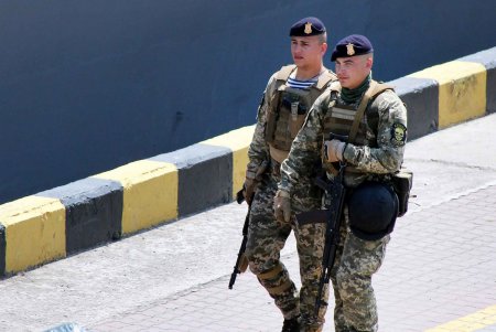 База НАТО?! Да нет же, порт Одессы (фоторепортаж)