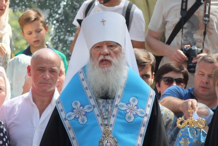 По улицам Одессы пронесли чудотворный образ Небесной Покровительницы Причерноморского края (фоторепортаж)