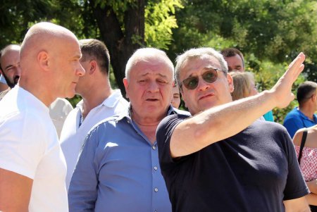 В Греческом парке установят скульптуру Посейдона и фонтан (фото)