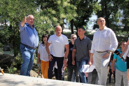 В Греческом парке установят скульптуру Посейдона и фонтан (фото)