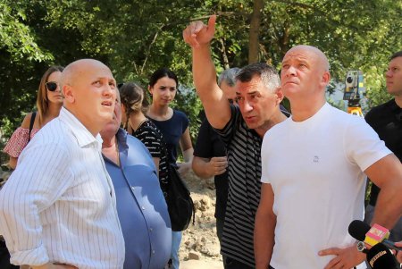 В Греческом парке установят скульптуру Посейдона и фонтан (фото)