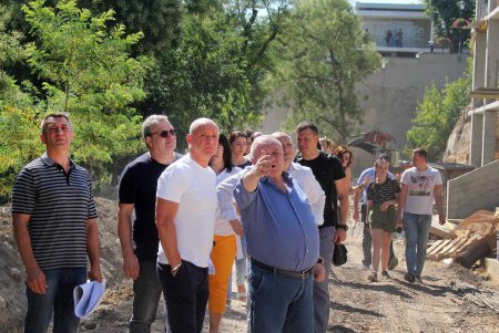 В Греческом парке установят скульптуру Посейдона и фонтан (фото)