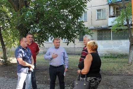 Местная власть Киевского района Одессы поддерживает жилой фонд города (фото)