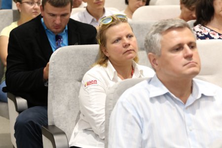 В Центре интегрированных услуг одесской мэрии прошло выездное заседание комитета Верховной Рады (фото)