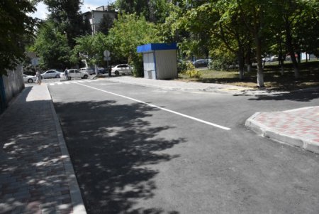 Территория Одесской областной больницы стала более функциональной (фото) 