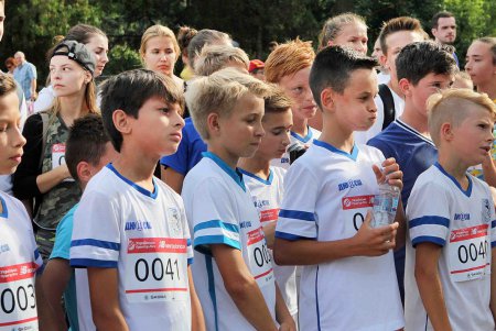Одесситы ударили по «Суперкубку» легкоатлетическим пробегом (фоторепортаж)
