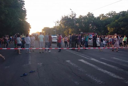 Тираспольское шоссе Одессы превратилось в трассу постоянной угрозы жизни (фото)