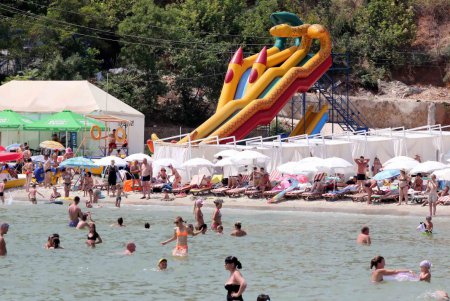 Летняя прогулка вместе с «Одесситом»: пляж «Чайка» (фоторепортаж)