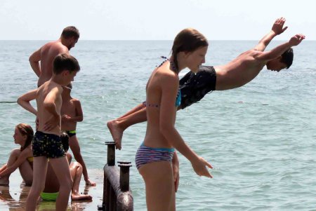 Летняя прогулка вместе с «Одесситом»: пляж «Чайка» (фоторепортаж)