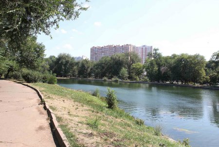 Прогулка вместе с «Одесситом»: Дюковский парк (фоторепортаж)