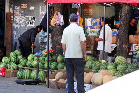 В Одессе проверят точки по продаже бахчевых (фото)