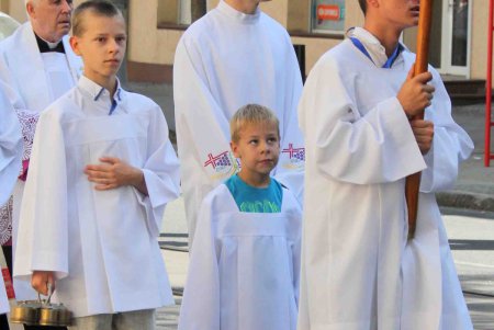 Шествие христиан–католиков прошло в Одессе (фоторепортаж)