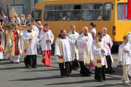 Шествие христиан–католиков прошло в Одессе (фоторепортаж)
