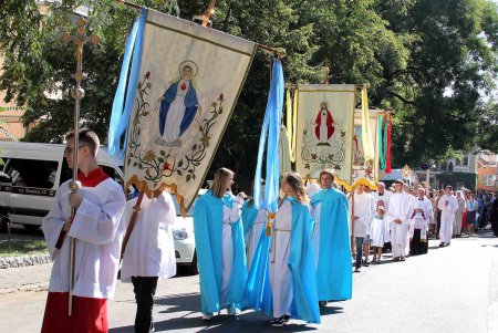 Шествие христиан–католиков прошло в Одессе (фоторепортаж)