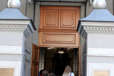 Шествие христиан–католиков прошло в Одессе (фоторепортаж)