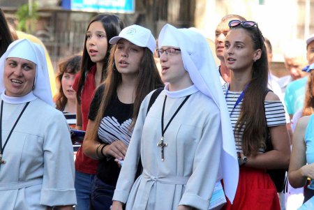 Шествие христиан–католиков прошло в Одессе (фоторепортаж)