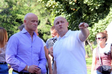Восстановление Дома Руссова идет полным ходом (фоторепортаж)