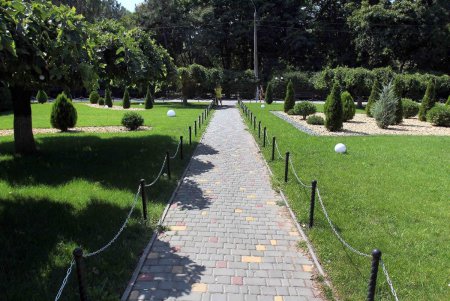 Прогулка вместе с «Одесситом»: оазис в центре Черемушек (фоторепортаж)