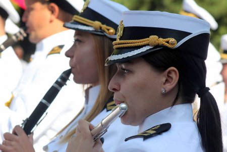 На Думской площади торжественно подняли Государственный Флаг Украины (фоторепортаж)