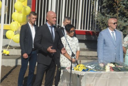 На окраине Одессы открыли суперсовременную школу (фото)