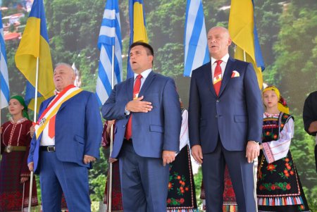Одессе в День рождения подарили Греческий парк (фоторепортаж)