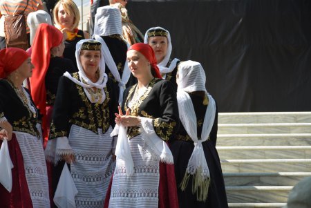 Одессе в День рождения подарили Греческий парк (фоторепортаж)