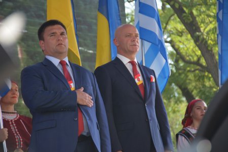 Одессе в День рождения подарили Греческий парк (фоторепортаж)