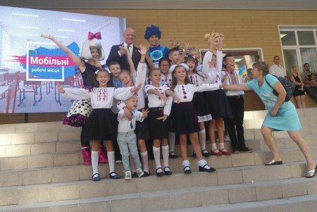 Одесский Европейский лицей торжественно распахнул свои двери (фоторепортаж)